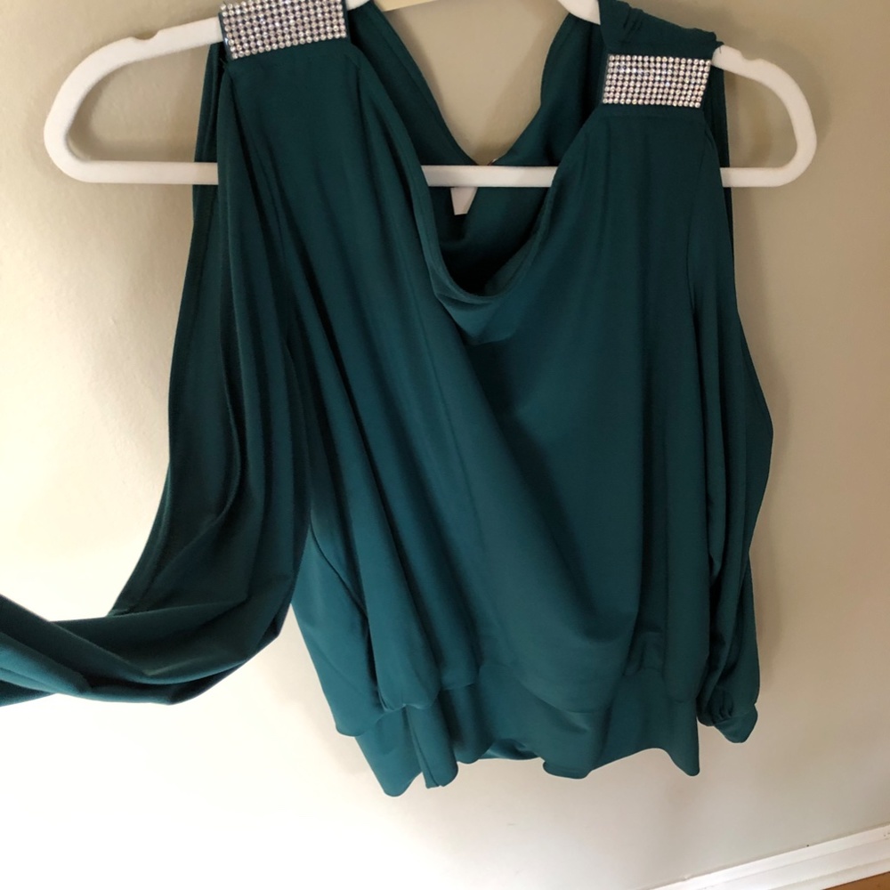Emerald Green Rhinestone Detail Cold-Shoulder Long Sleeve Blouse - Picture 10 of 11